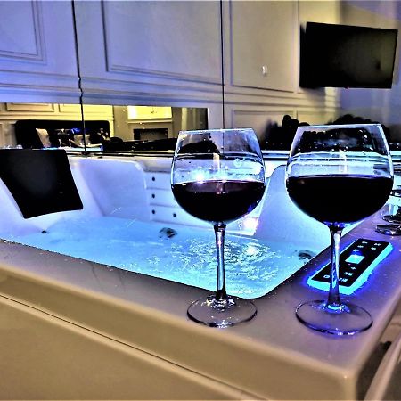 Luxury Jacuzzi Apartment Kraków Zewnętrze zdjęcie