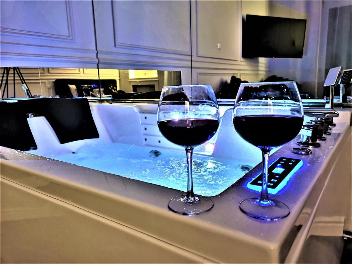 Luxury Jacuzzi Apartment Kraków Zewnętrze zdjęcie
